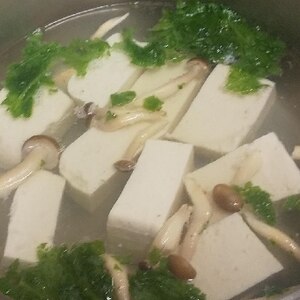 菊芋&えのき&葉玉葱&生姜&骨付き鶏&豆腐鍋